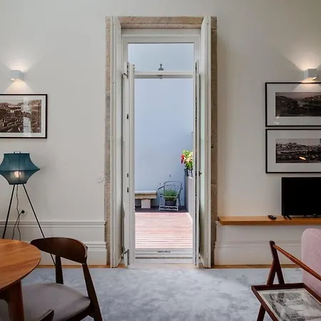 Maria Pia Luxury Apartment, Historic House Downtow Διαμέρισμα